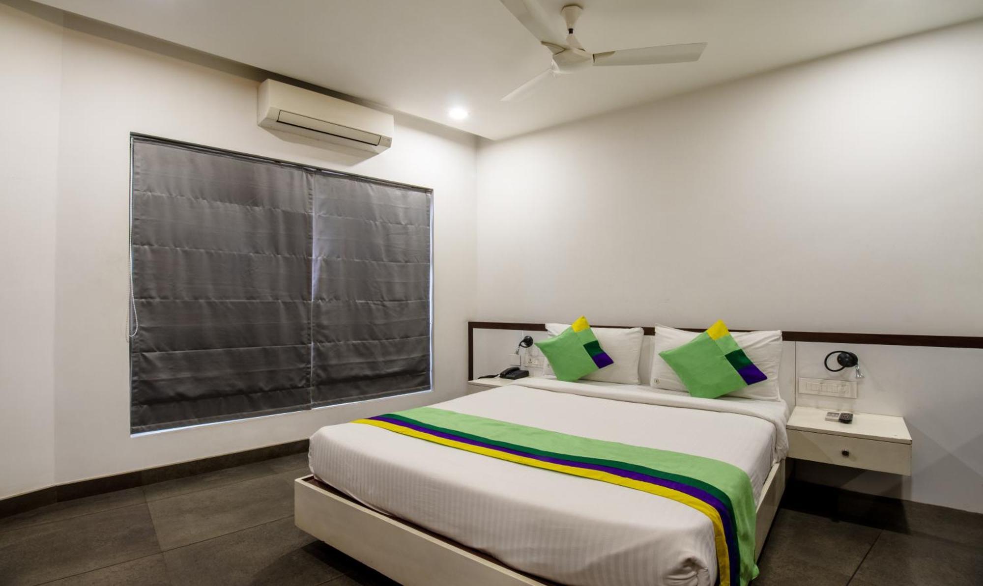 Hotel Treebo Brahma, Wayanad à Sultan Bathery Extérieur photo